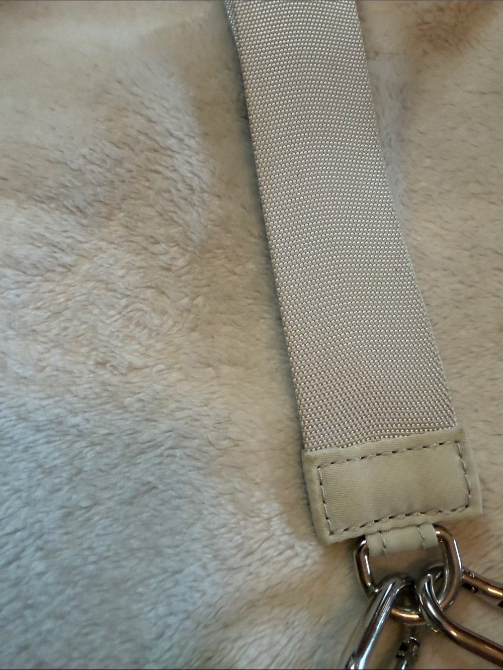lululemon athletica Neon Green and Cream Mini Pouch Set - Picture 5 of 10